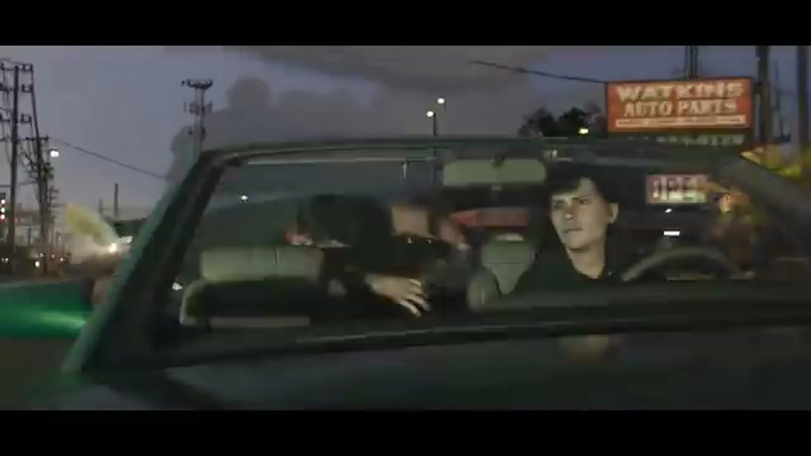 GTA6 트레일러 2 캡처 — 야간 주행 장면